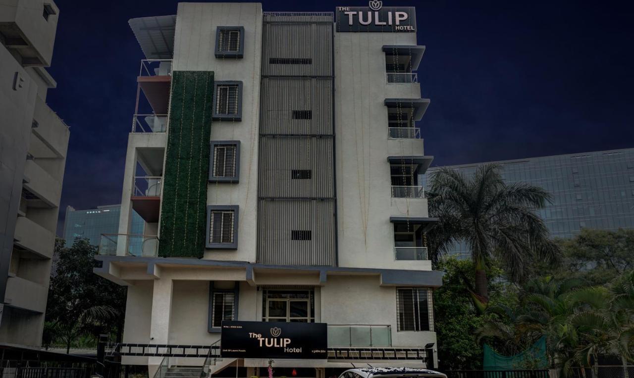 Treebo Tulip Hotell Pune Exteriör bild